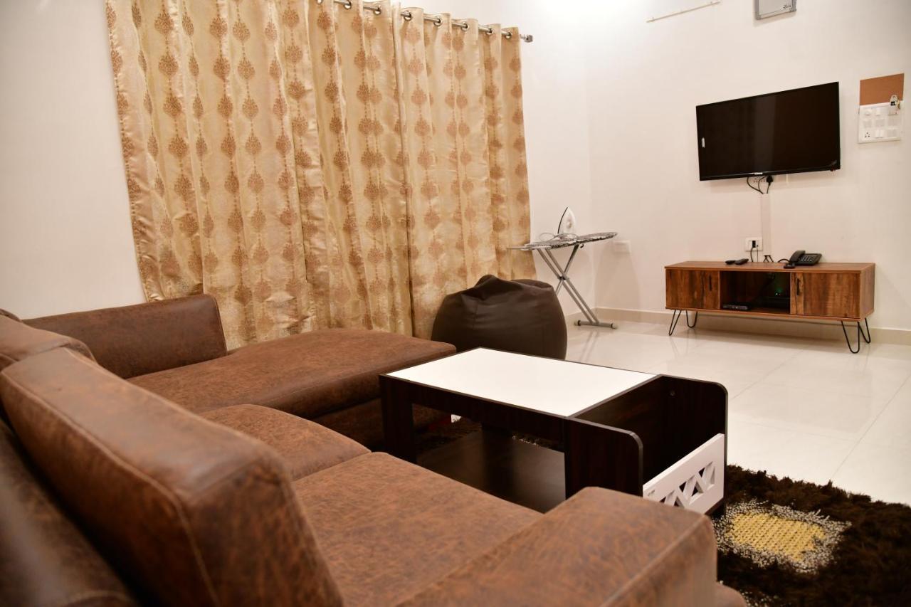 Xcel Luxury Hotel Apartments-Home Living Redefined Mysuru Zewnętrze zdjęcie